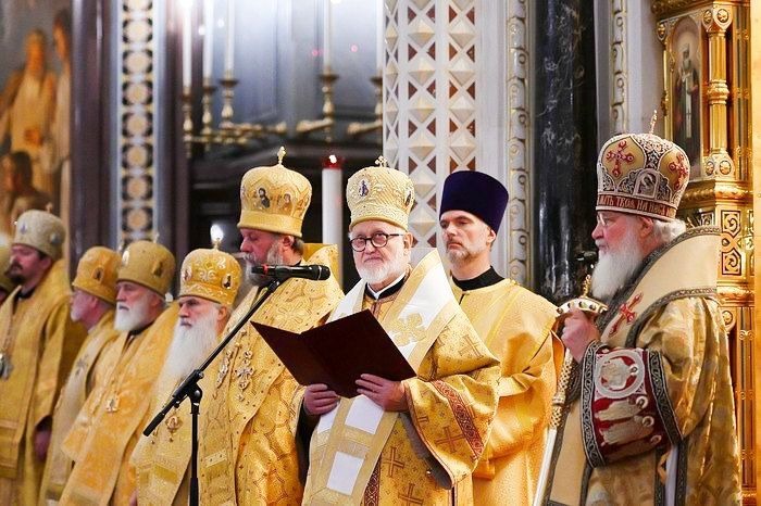 Патріарх Кирил та архієпископ Іоанн Реннето (ліворуч від нього) - 83971